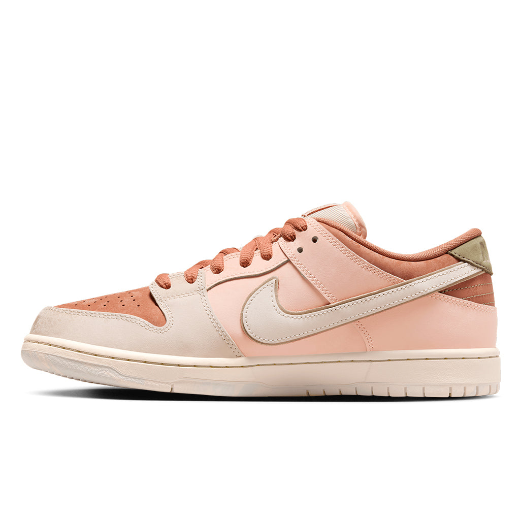 Nike SB Dunk Low Pro PRM Amber Brown/Guava Ice-Crimson Tint-Hemp FV592 ...